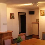 Haus Arnold By Chatel Reizen Готель типу 