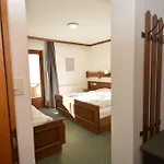 Haus Arnold By Chatel Reizen Готель типу 